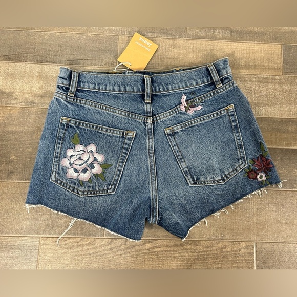 NEW Reformation High Rise Jean Shorts Floral Fauna Embroidery - Picture 2 of 11